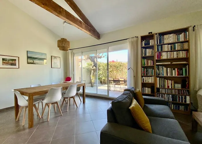 La Poetique - Air-Conditioned House With 3 Bedrooms!